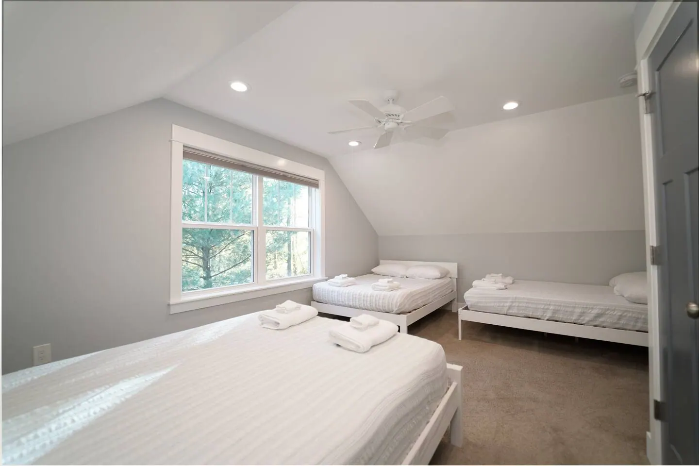 Additional full bed in the upstairs multi-bed room